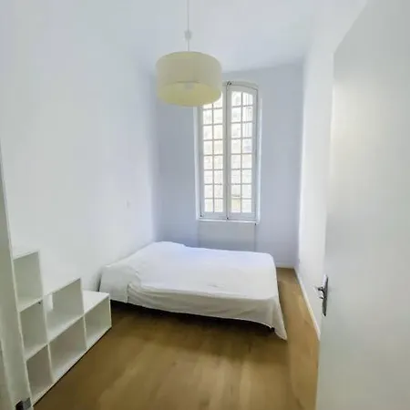 In Hyper Center - 3 Bedrooms Apartment Arles