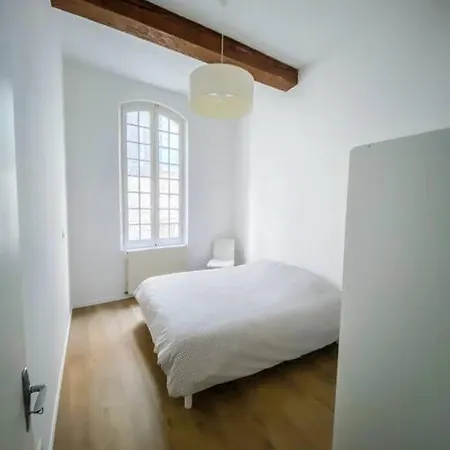Apartment In Hyper Center - 3 Bedrooms *