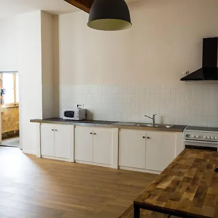 In Hyper Center - 3 Bedrooms