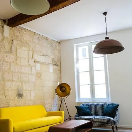 In Hyper Center - 3 Bedrooms Apartment Arles